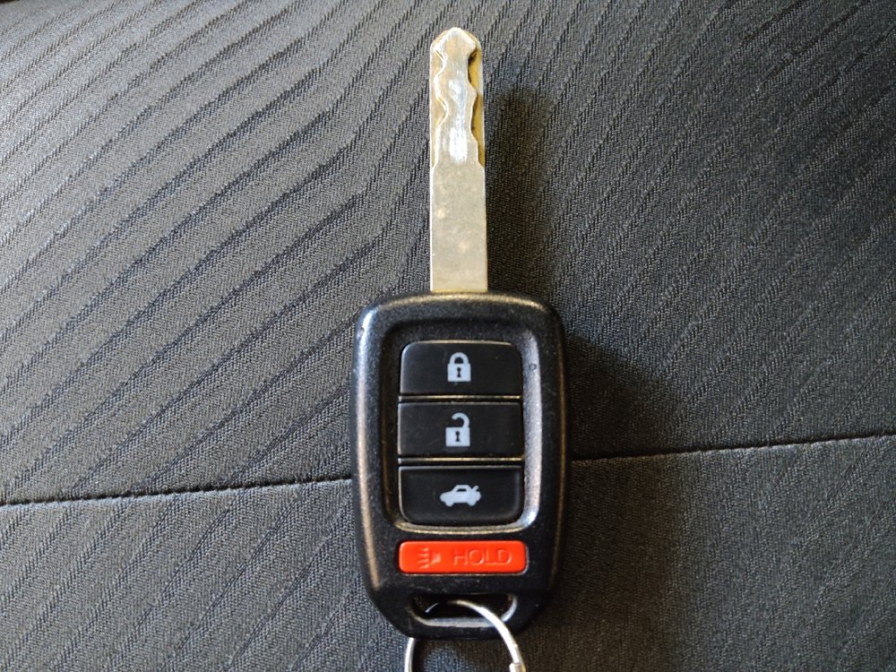 Used 2017 Honda Accord LX image 32