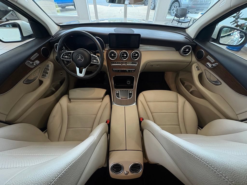 Used 2021 Mercedes-Benz GLC 300 4MATIC image 17