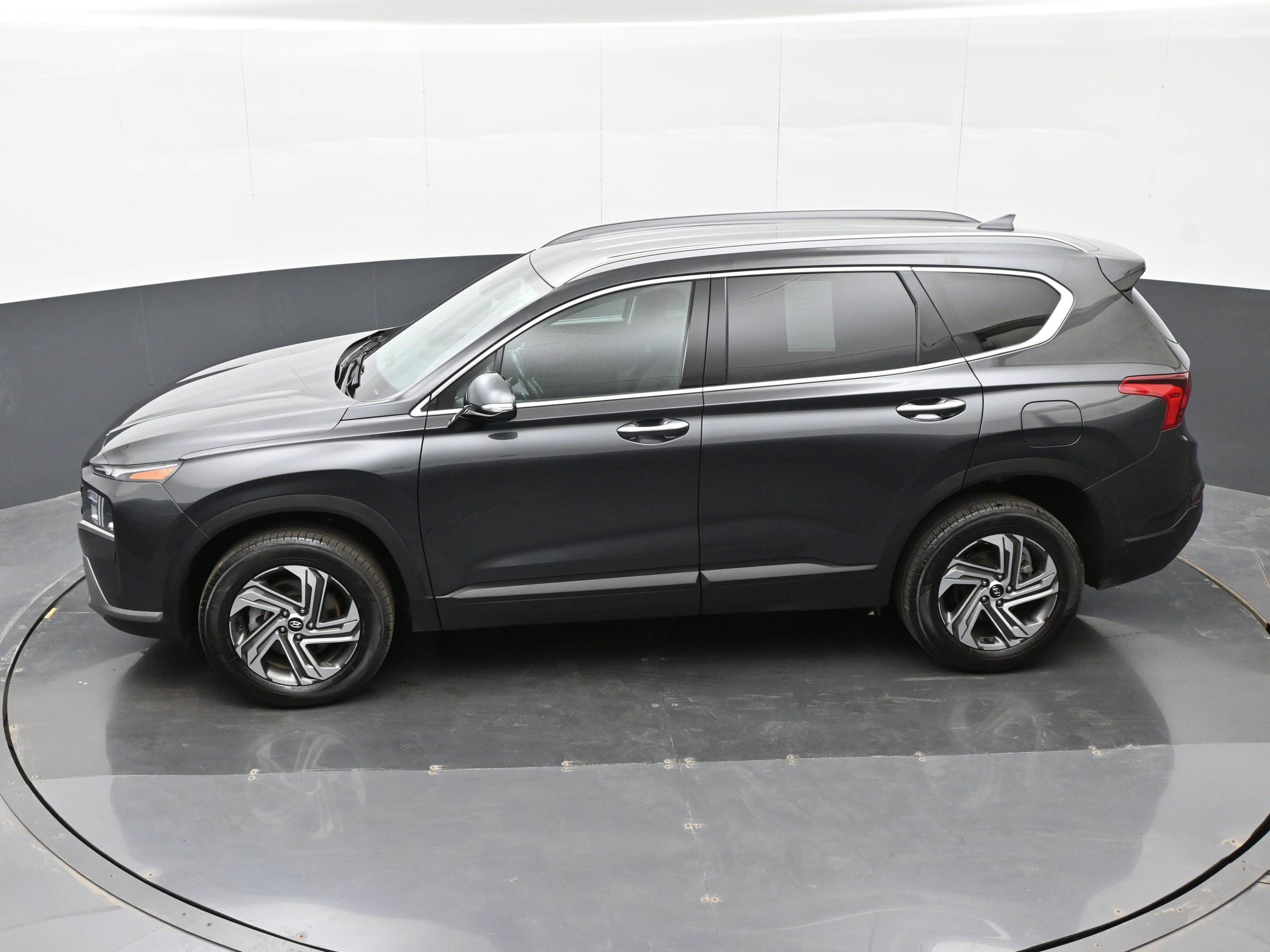 Used 2023 Hyundai Santa Fe SEL image 35