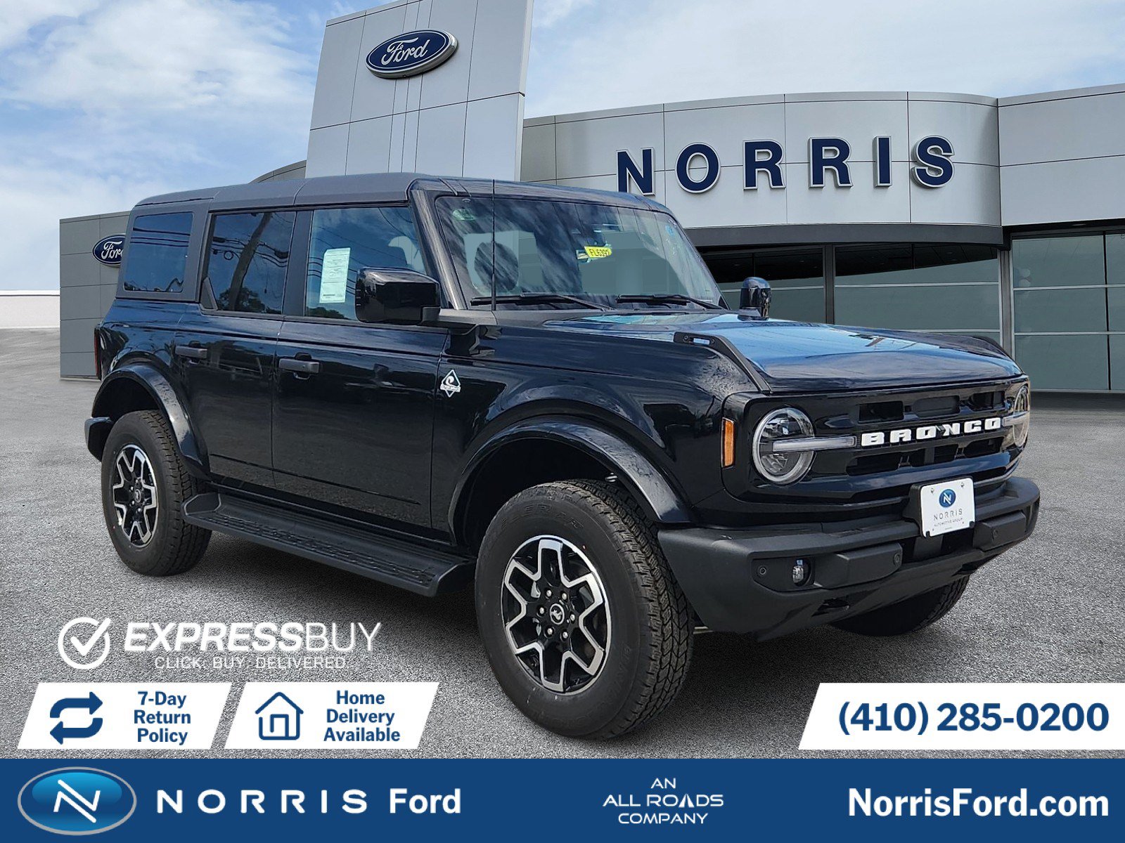 New 2026 Ford Bronco Outer Banks AWD/4WD image 1