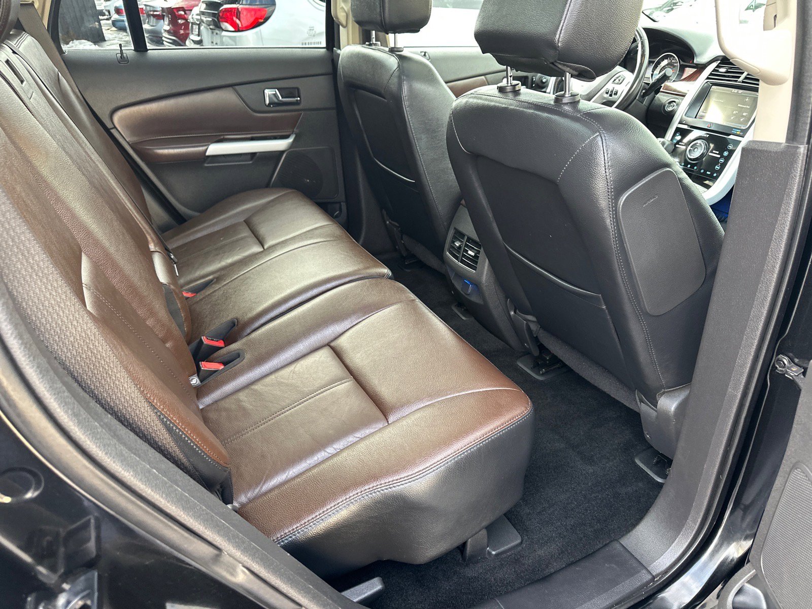 Used 2013 Ford Edge Limited image 23