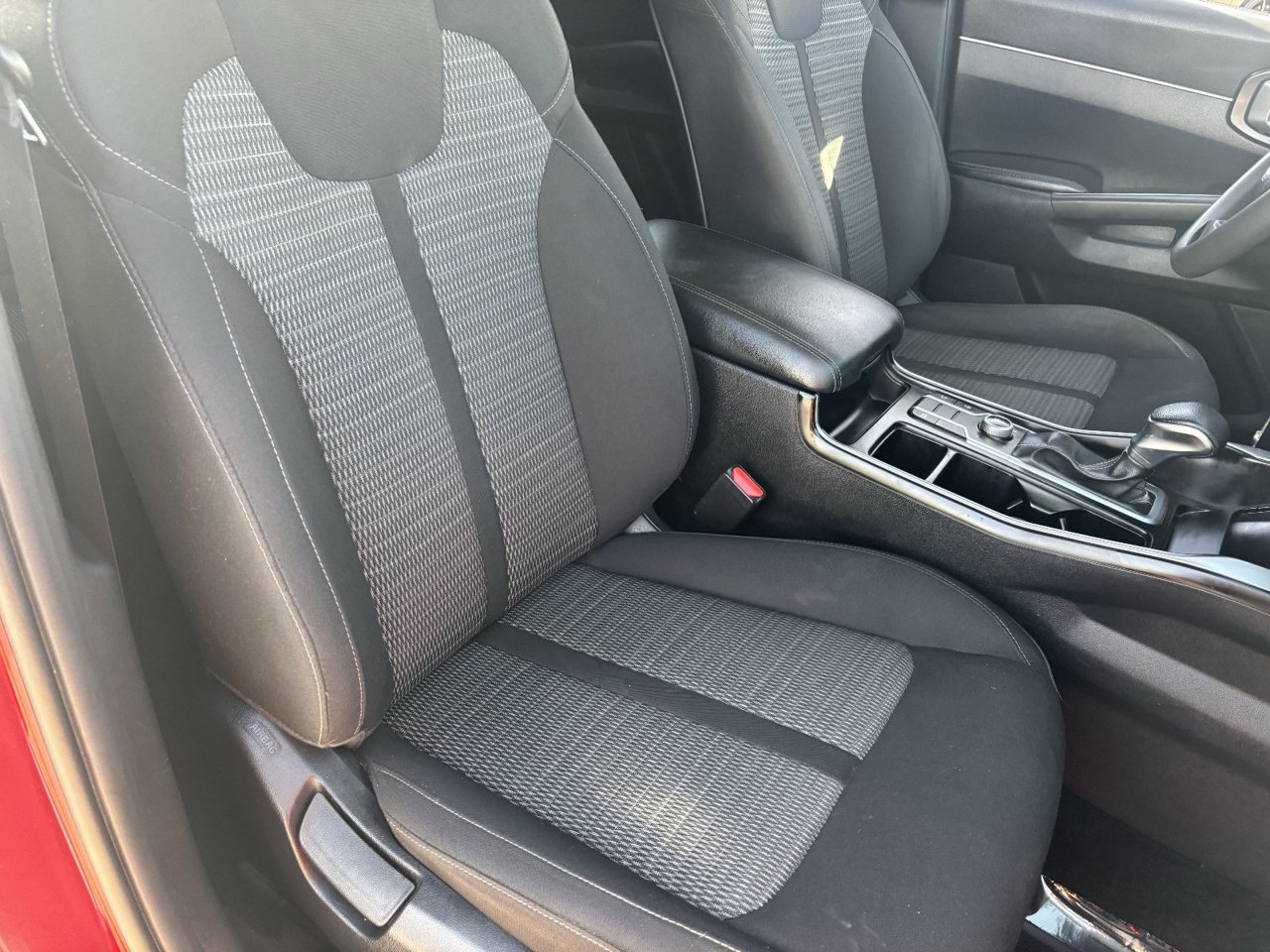 Used 2021 Kia Sorento LX AWD/4WD image 8