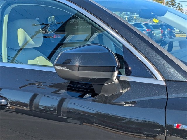 Used 2020 Audi Q3 2.0T Prestige w/ Prestige Package image 12