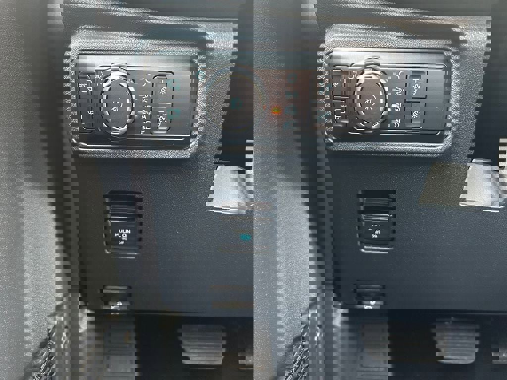 New 2025 Ford Bronco Badlands image 55