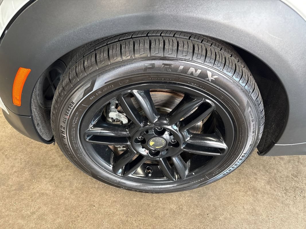 Used 2013 MINI Cooper Convertible FWD image 31