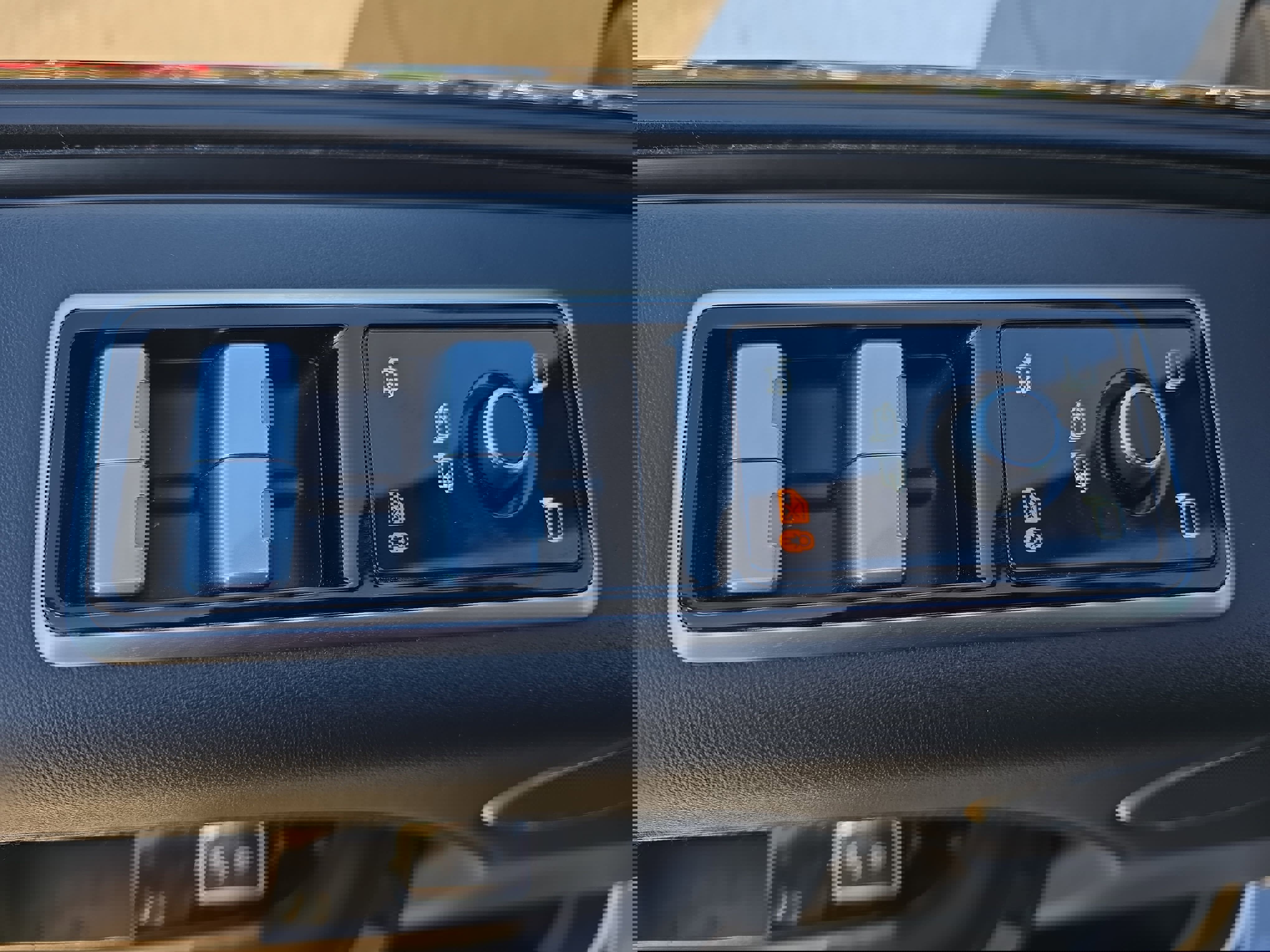 Used 2019 Land Rover Range Rover HSE image 29