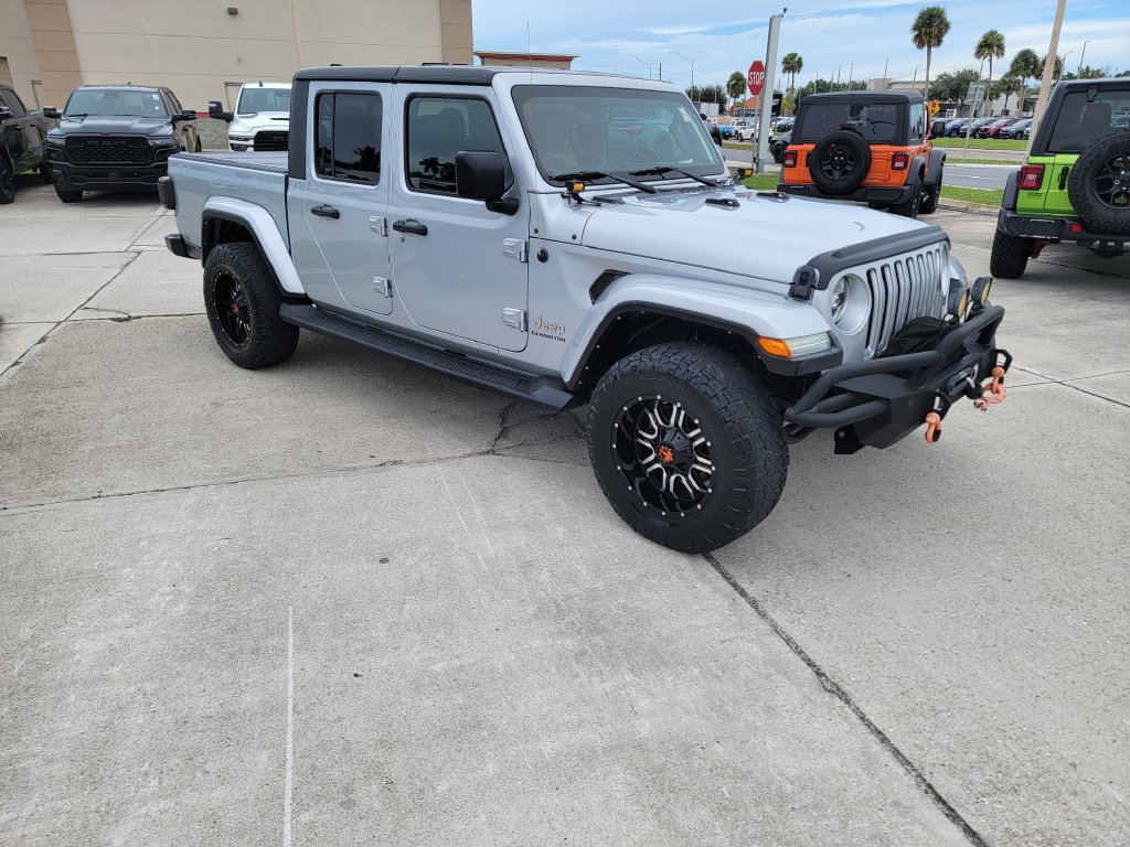 Used 2022 Jeep Gladiator Overland w/ Popular Equipment Package AWD/4WD image 7