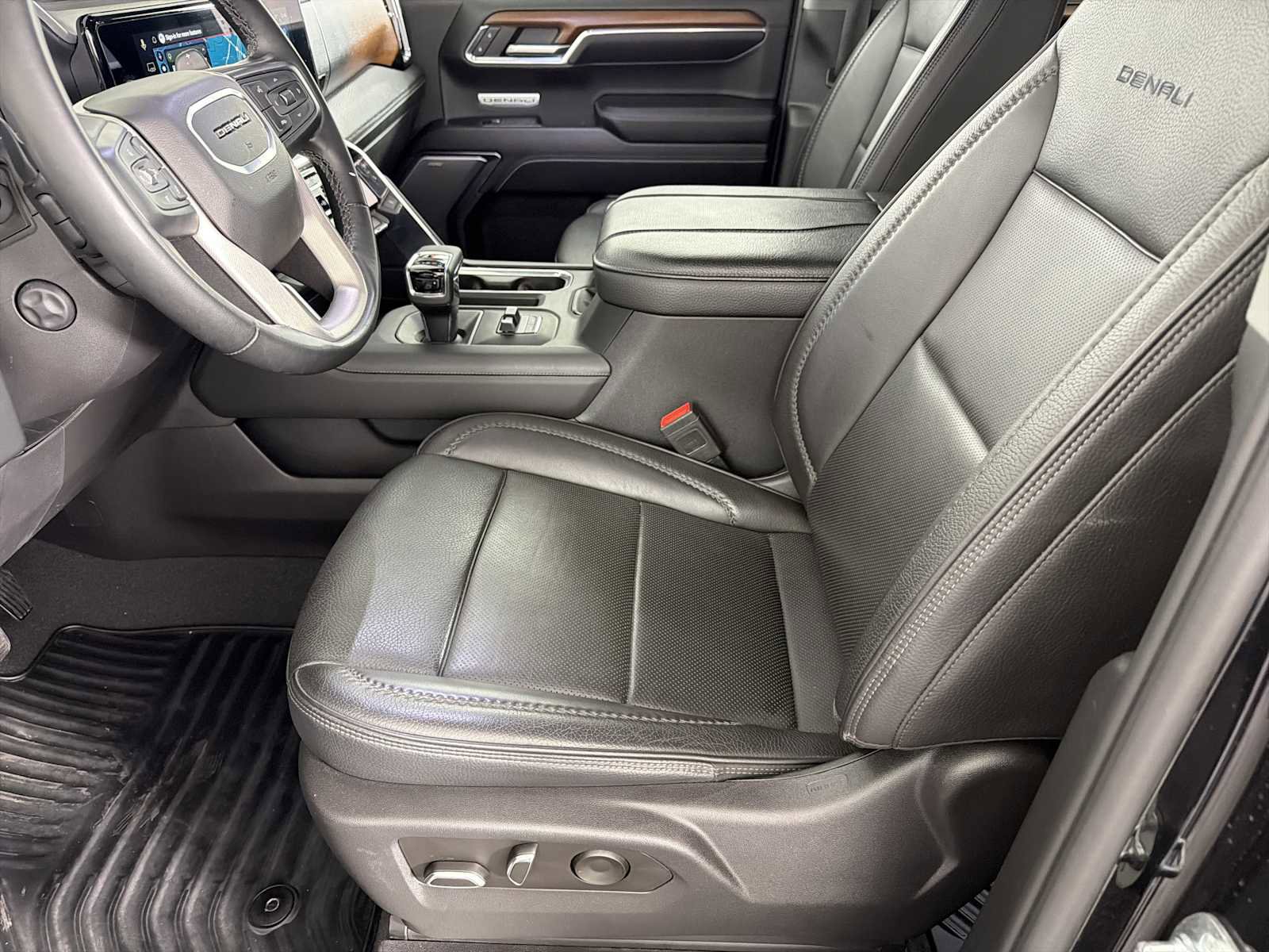 Certified 2023 GMC Sierra 1500 Denali w/ Technology Package image 8