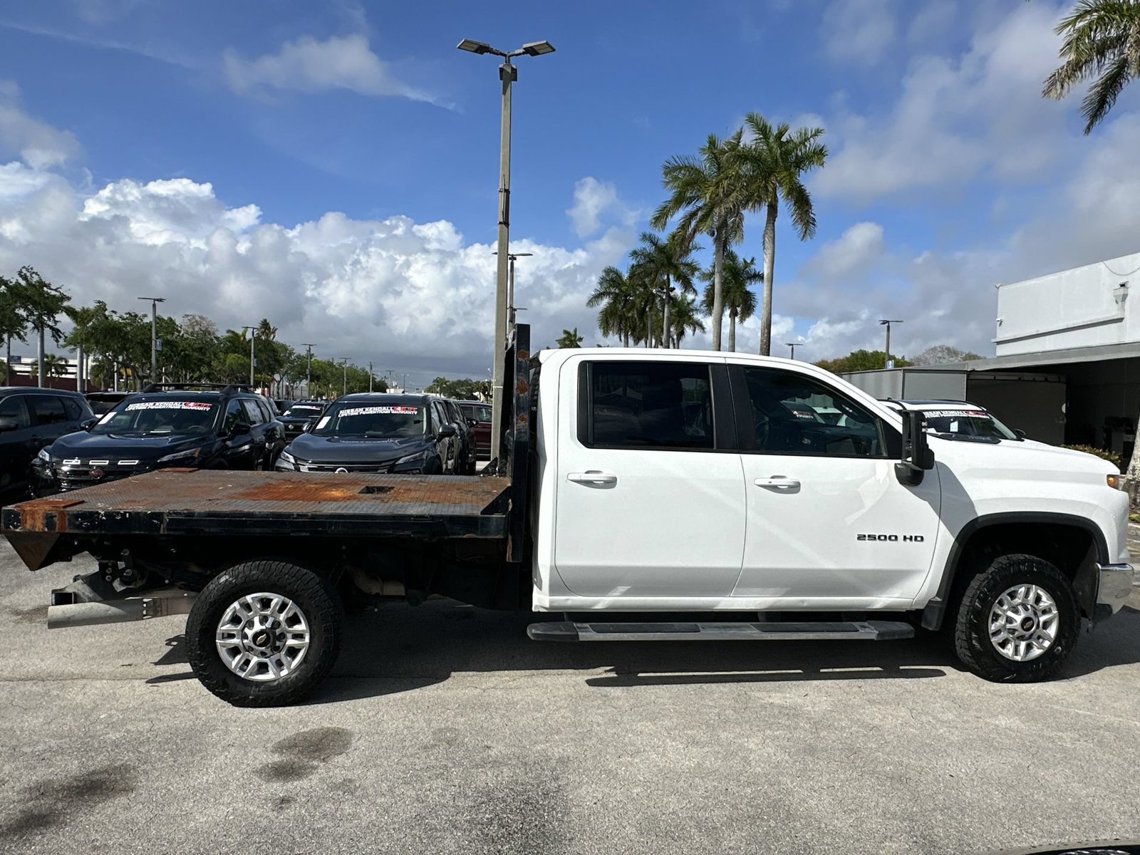Used 2024 Chevrolet Silverado 2500 LT w/ Convenience Package AWD/4WD image 9