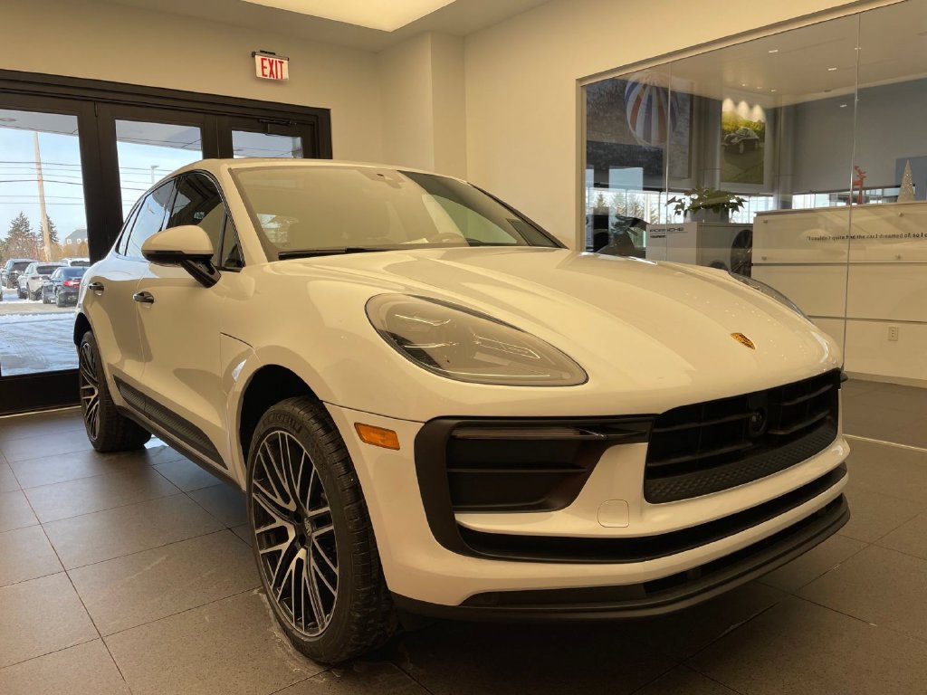 New 2026 Porsche Macan AWD/4WD image 29