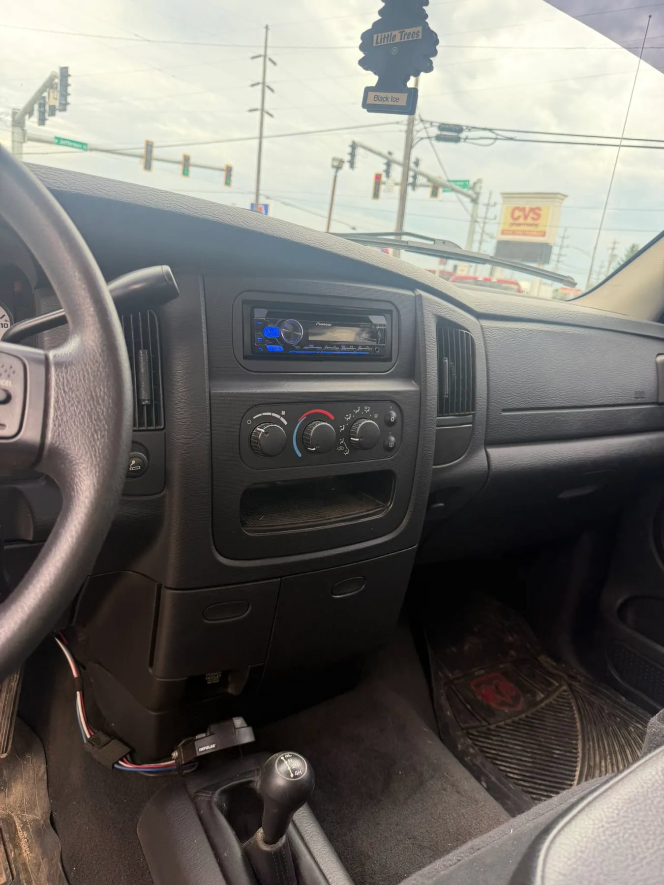 Used 2004 Dodge Ram 3500 Truck SLT w/ Sport Appearance Group AWD/4WD image 19