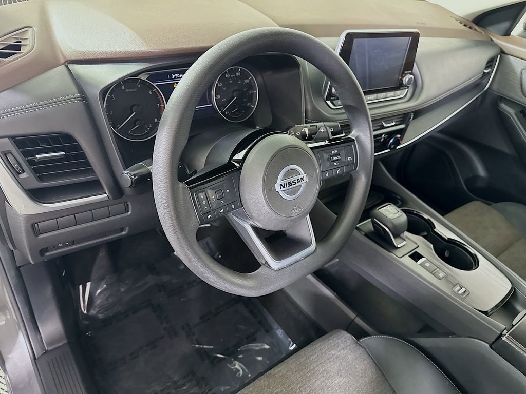 Used 2021 Nissan Rogue S FWD image 16