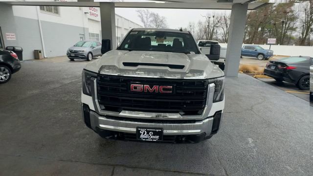 New 2026 GMC Sierra 3500 Pro image 3