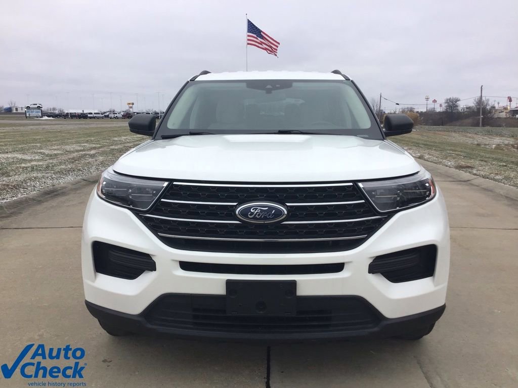 Used 2021 Ford Explorer XLT image 11