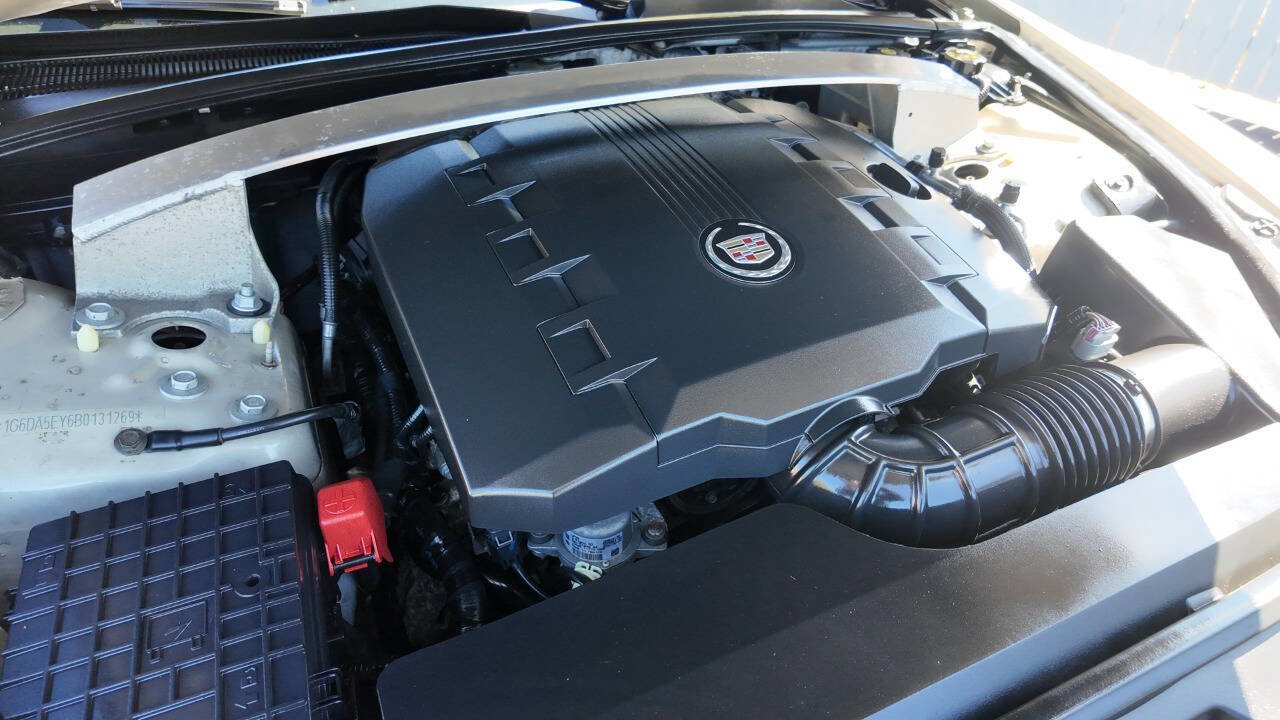Used 2011 Cadillac CTS Sedan RWD image 15