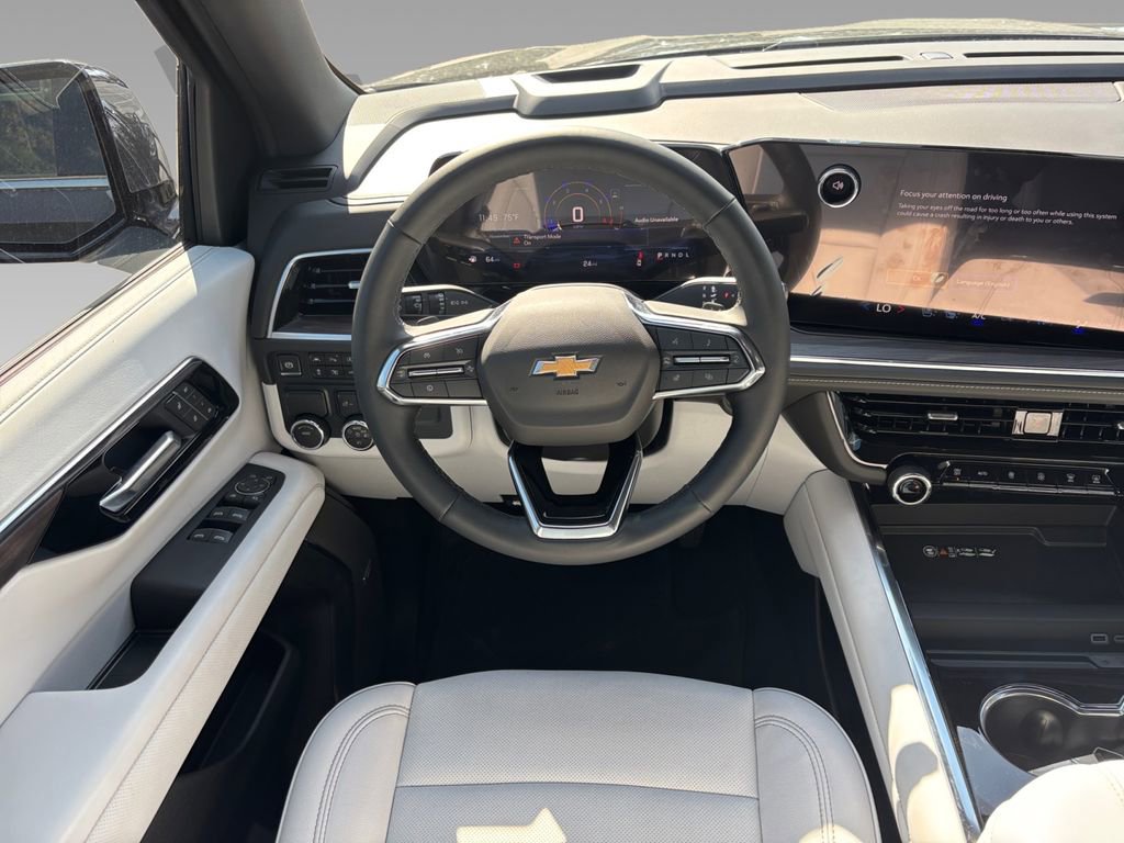 New 2025 Chevrolet Suburban Premier image 13