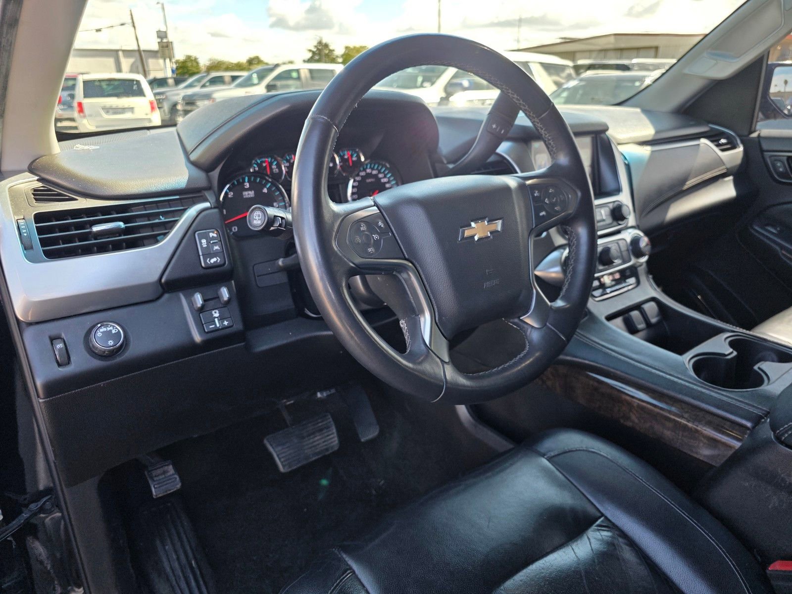 Used 2017 Chevrolet Tahoe LT w/ LT Midnight Edition RWD image 17