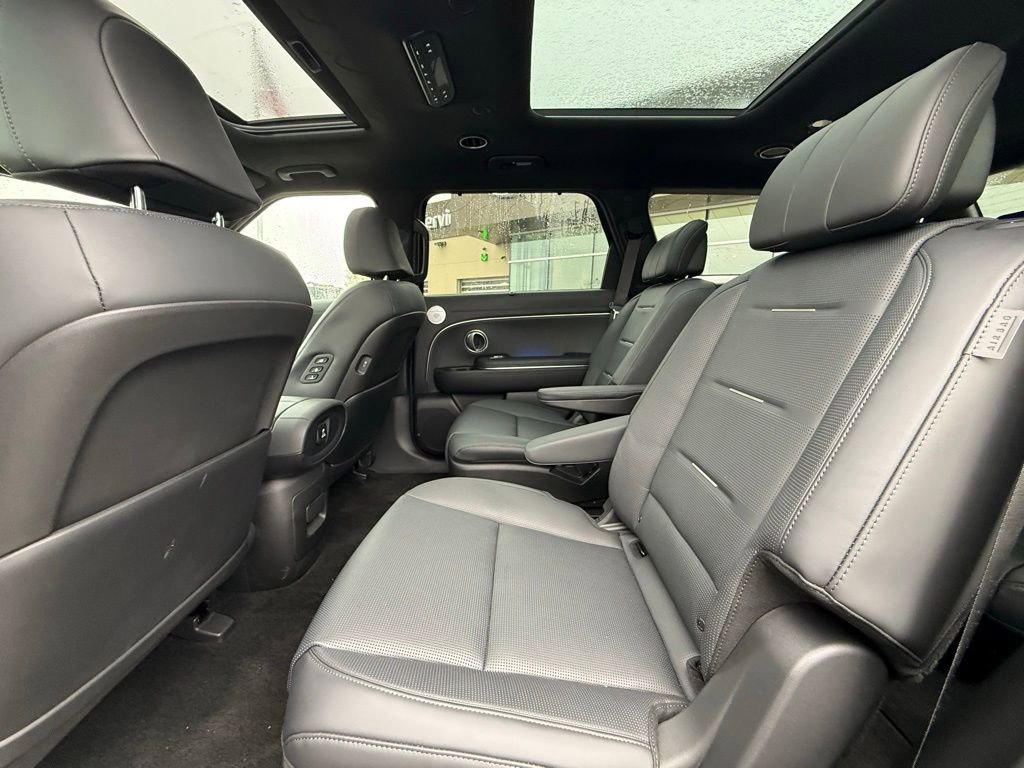 Certified 2026 Hyundai Palisade Calligraphy AWD/4WD image 15