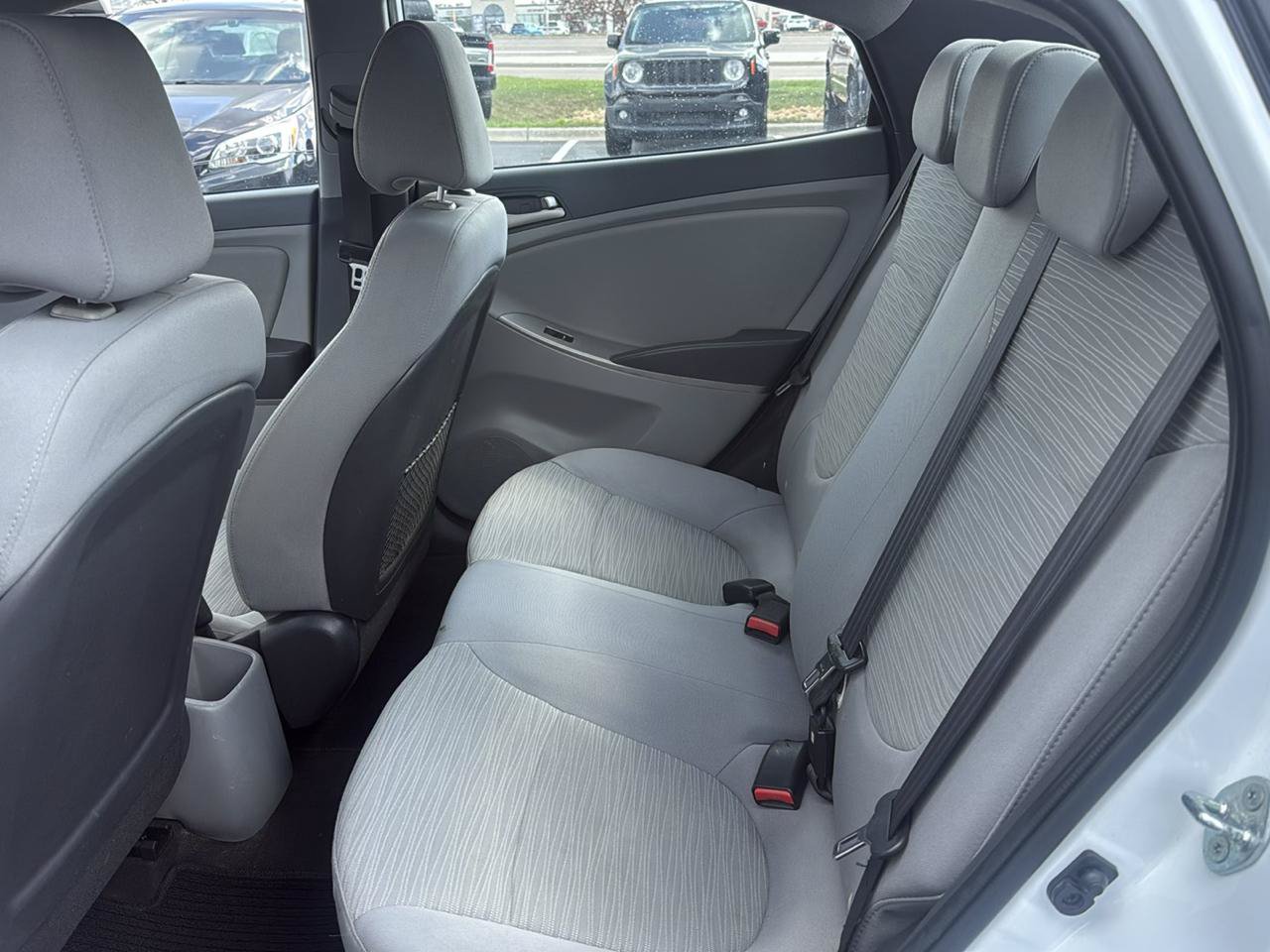 Used 2015 Hyundai Accent GLS FWD image 12