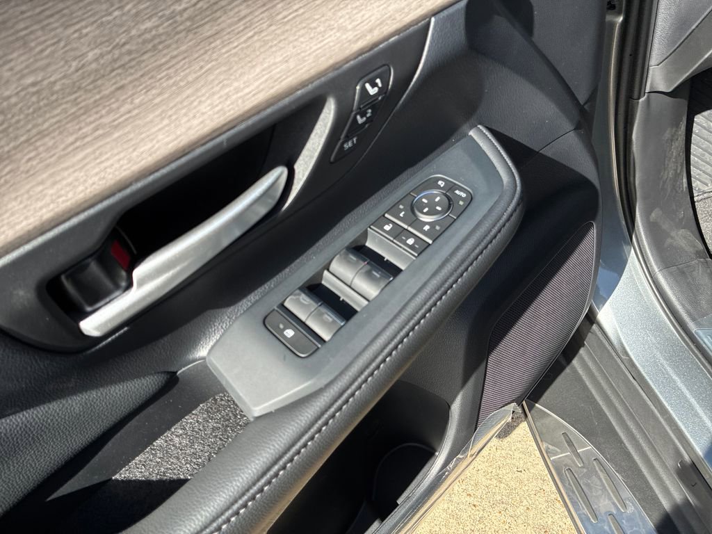 New 2026 Toyota Grand Highlander Limited image 13