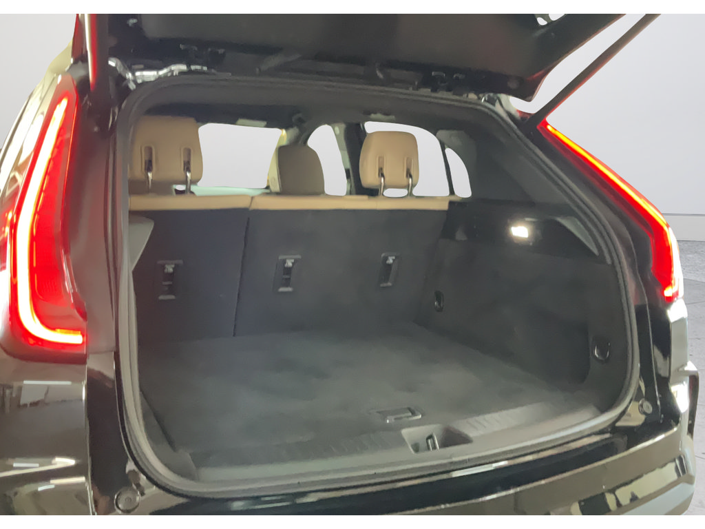 Certified 2024 Cadillac XT4 Luxury FWD image 19