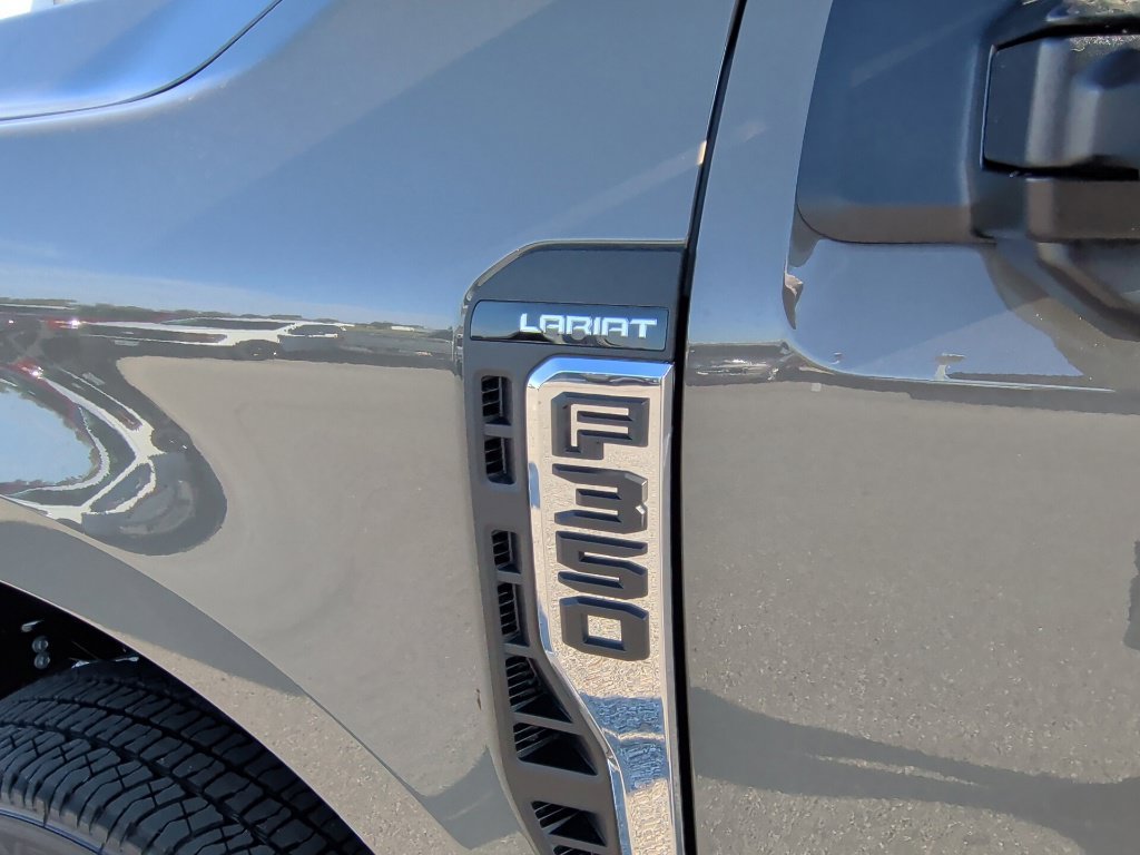New 2027 Ford F350 Lariat AWD/4WD image 43