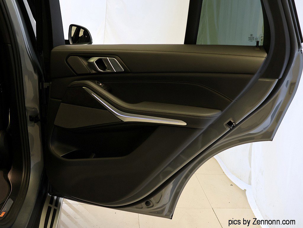 Certified 2024 BMW X5 xDrive40i w/ Premium Package image 34