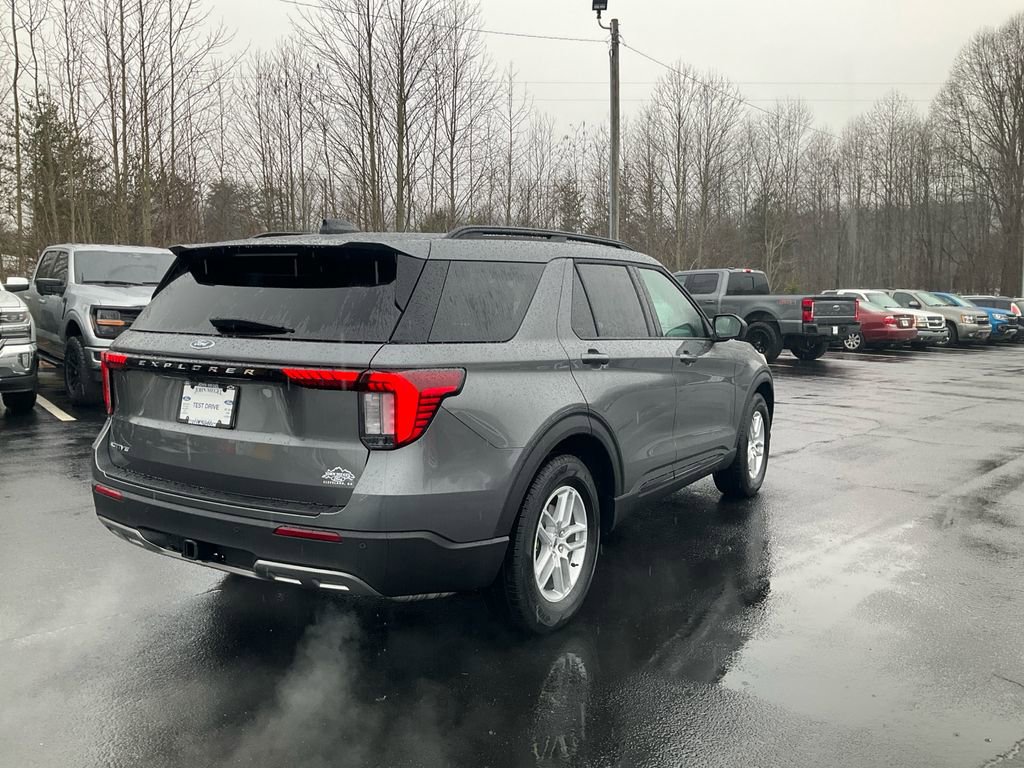 New 2026 Ford Explorer Active w/ Active Comfort Package image 5