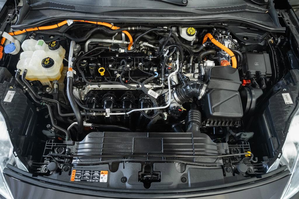 Used 2020 Ford Escape Titanium AWD/4WD image 20