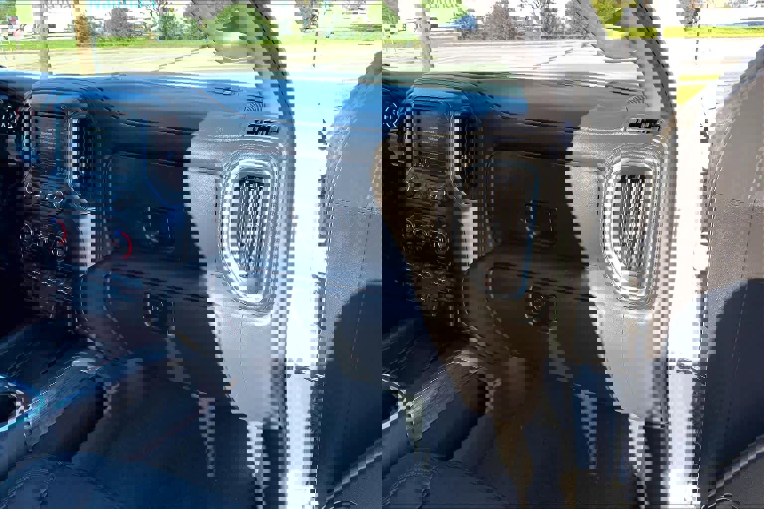 Used 2021 Chevrolet Silverado 1500 LTZ w/ LTZ Convenience Package II image 18