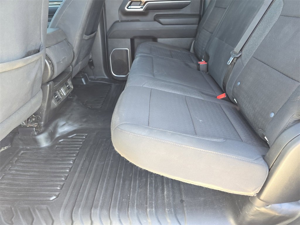 Used 2024 Chevrolet Silverado 2500 LT w/ Convenience Package image 14