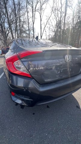 Used 2017 Honda Civic Touring image 5
