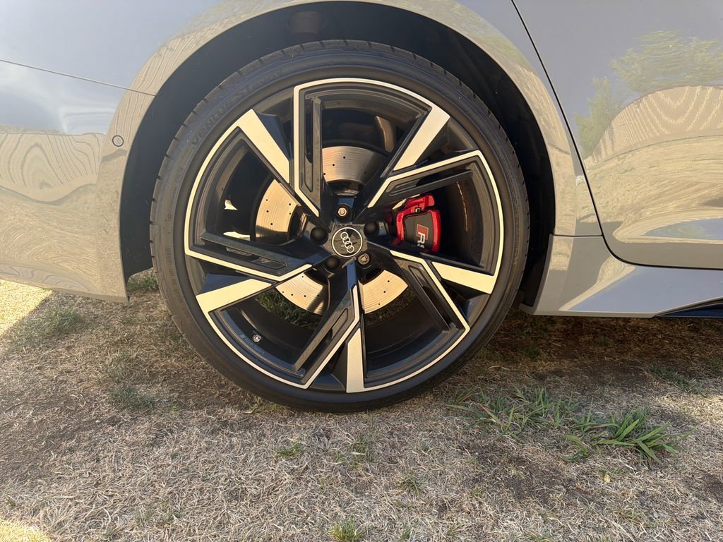 Used 2022 Audi RS 6 image 35