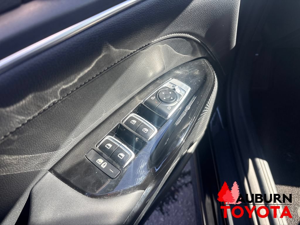 Used 2025 Kia K5 GT-Line AWD/4WD image 17