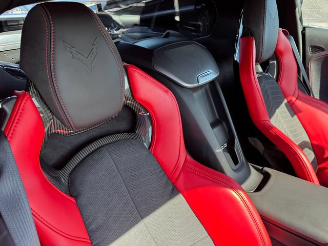 Used 2023 Chevrolet Corvette Stingray Preferred Cpe w/ Z51 Performance Package RWD image 7