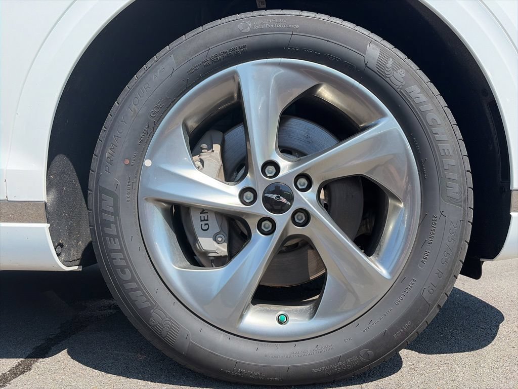 Certified 2026 Genesis GV70 2.5T Advanced AWD/4WD image 24
