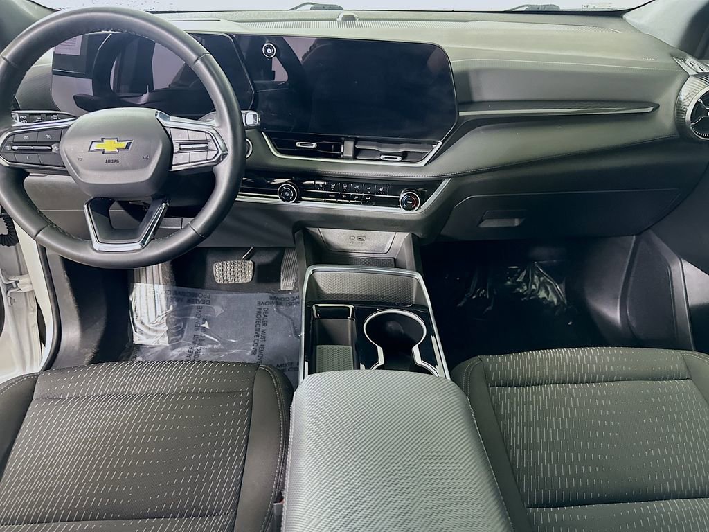 Used 2025 Chevrolet Equinox LT image 18