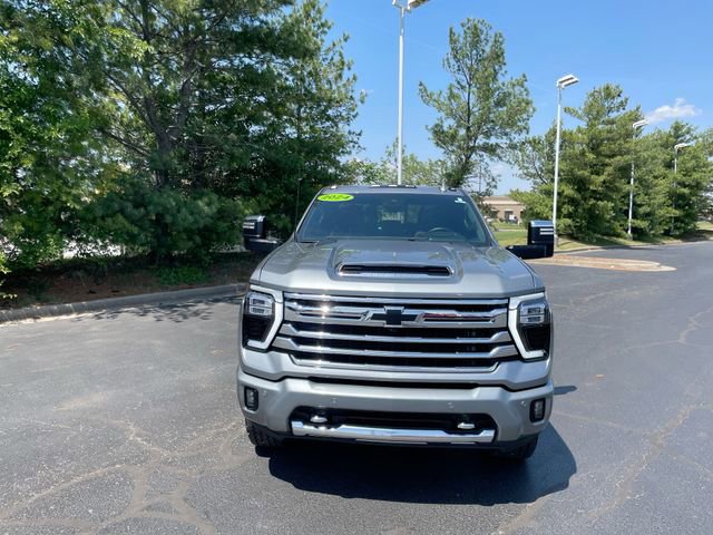 Used 2024 Chevrolet Silverado 2500 High Country w/ Technology Package AWD/4WD image 7