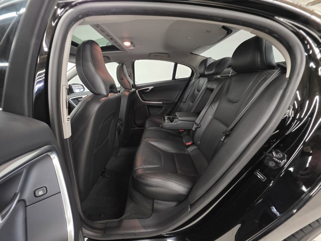 Used 2013 Volvo S60 T5 FWD image 8