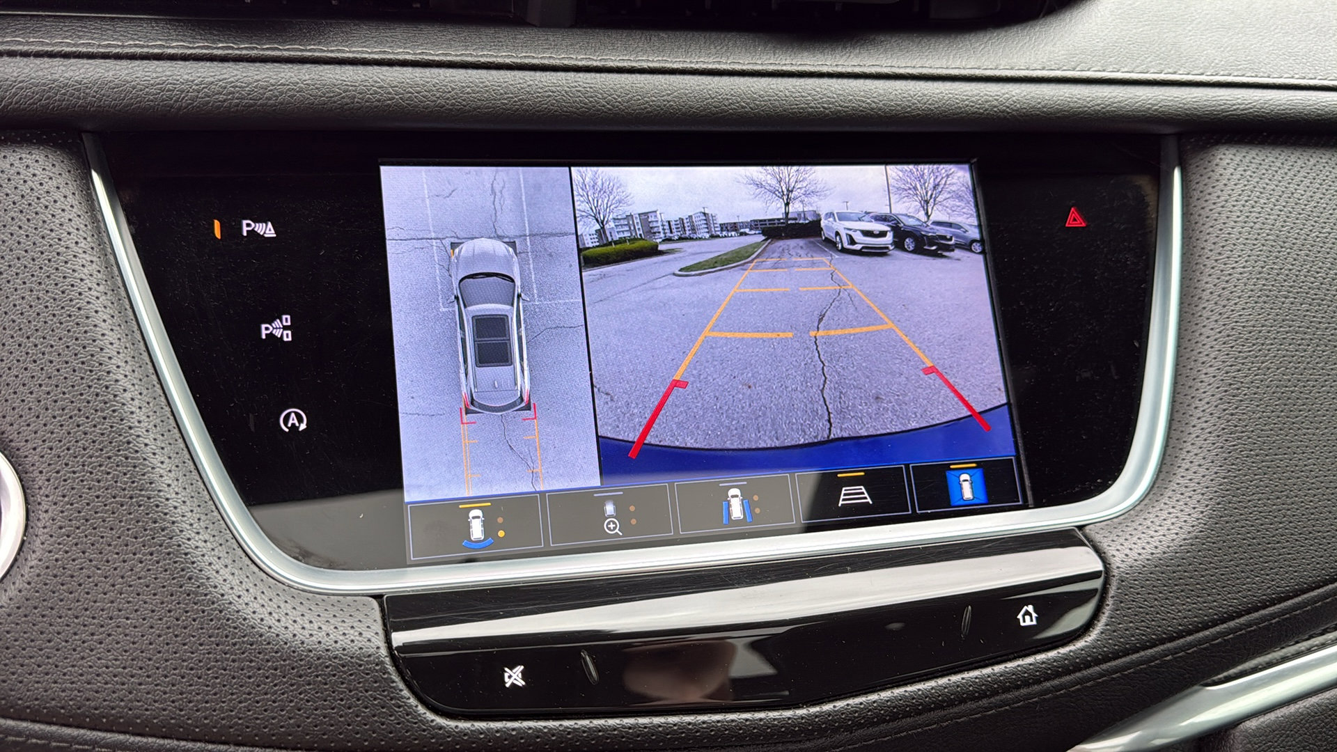 Certified 2024 Cadillac XT5 Sportv w/ Technology Package image 23