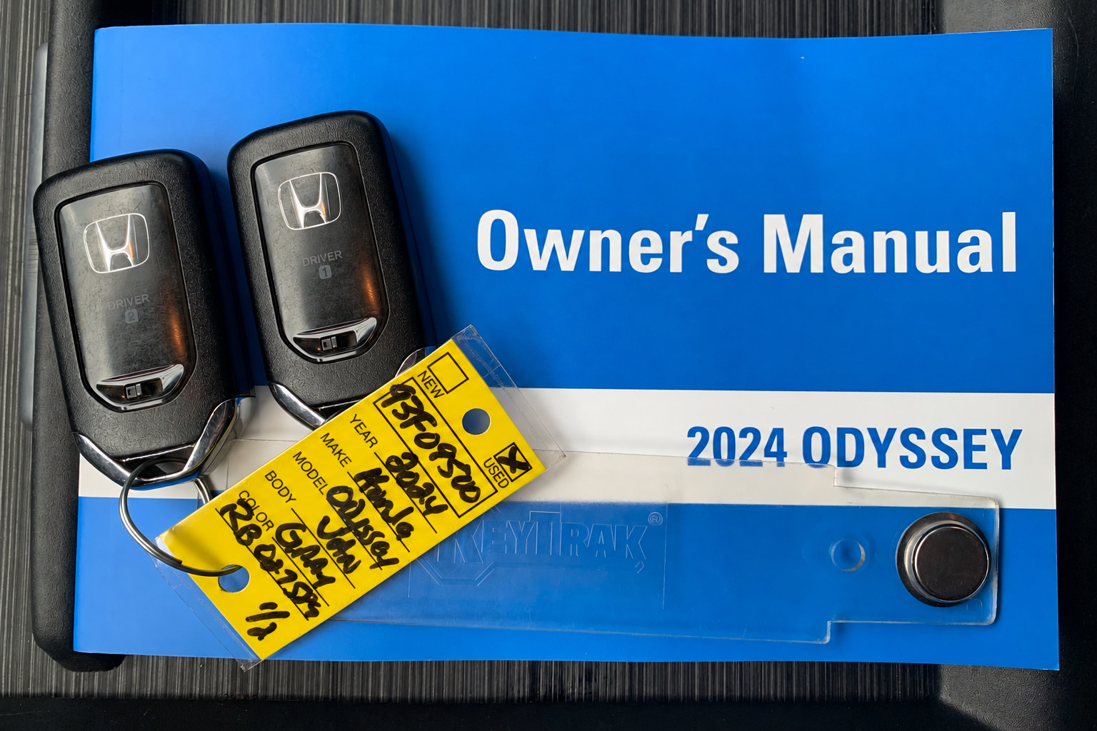 Certified 2024 Honda Odyssey Touring image 11