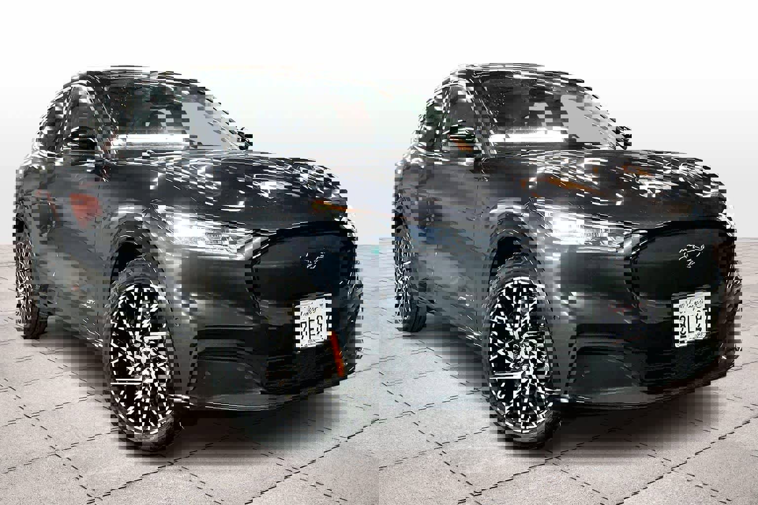 Used 2021 Ford Mustang Mach-E Premium image 2