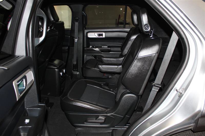 Used 2020 Ford Explorer Limited RWD image 31
