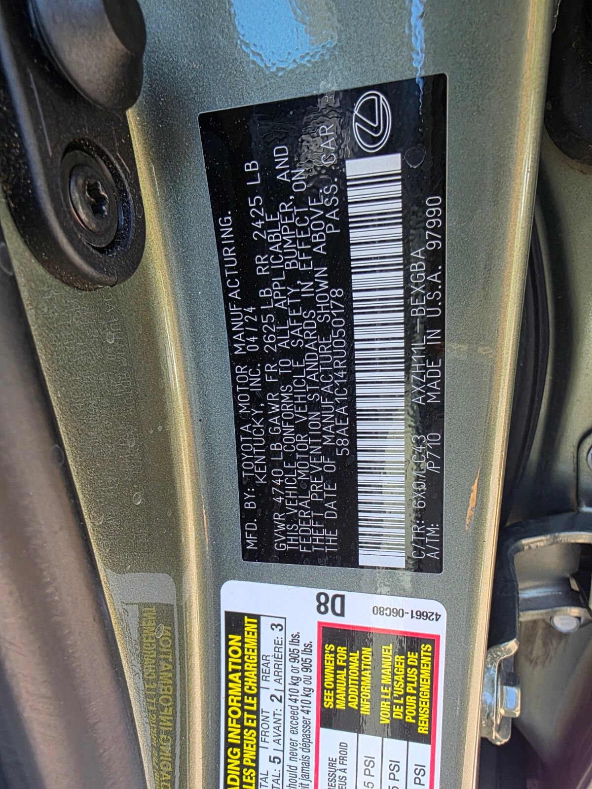 Used 2024 Lexus ES 300h w/ Accessory Package (Z2) FWD image 33