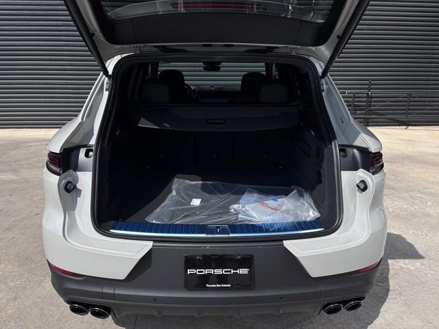 New 2026 Porsche Cayenne S image 26