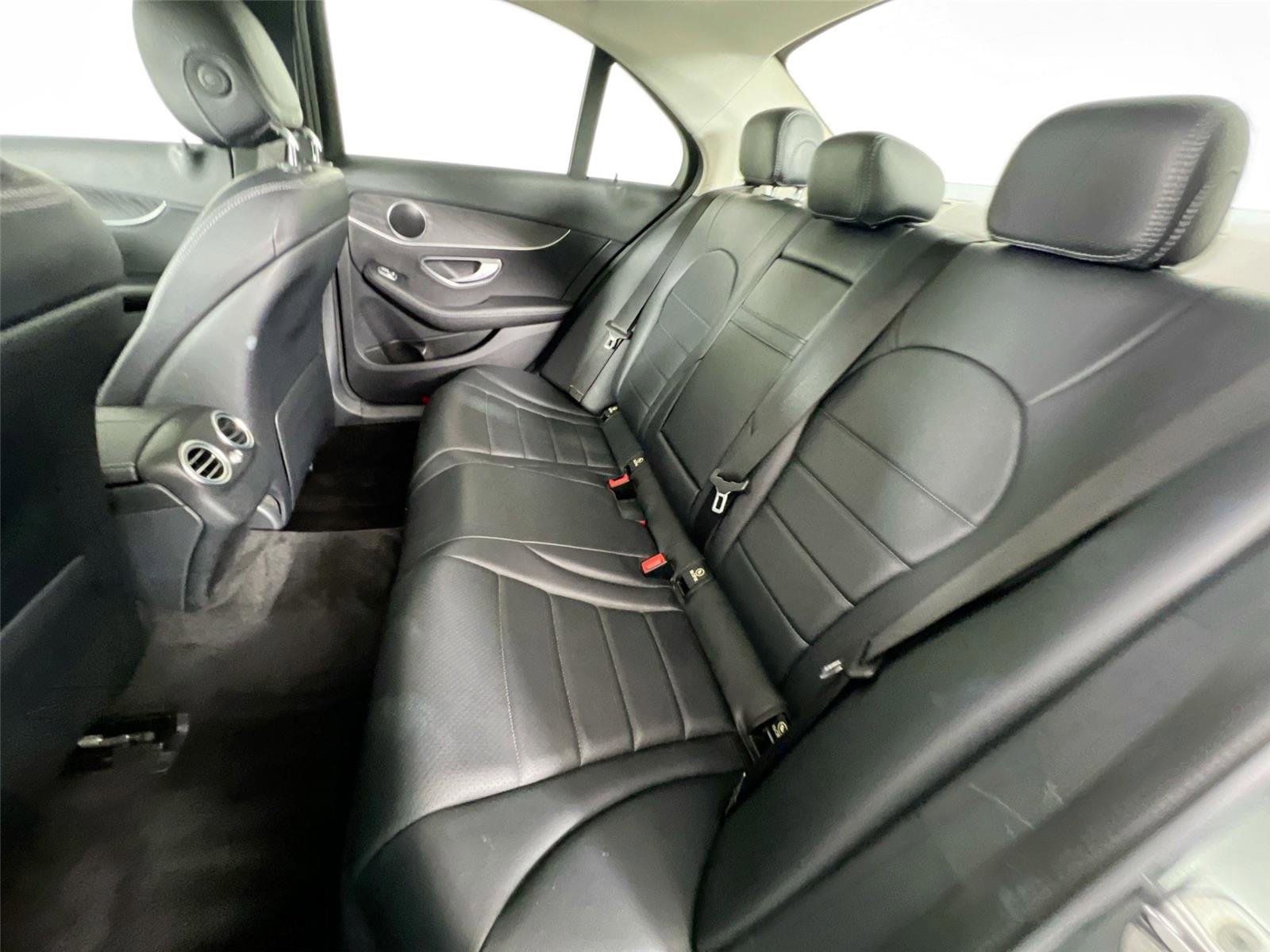 Used 2017 Mercedes-Benz C 300 4MATIC Sedan image 21