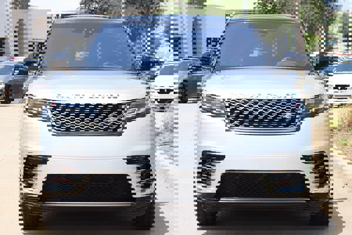 Used 2018 Land Rover Range Rover Velar R-Dynamic SE image 3