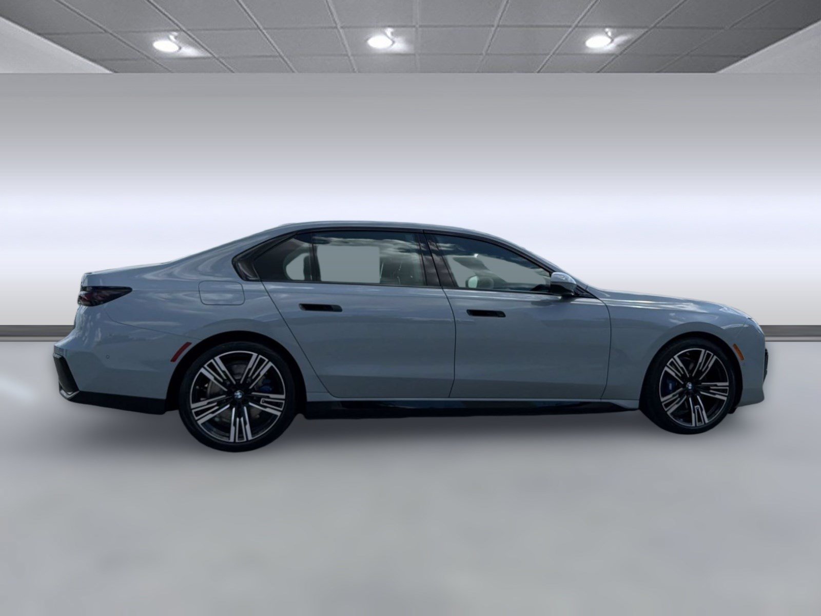 New 2026 BMW 750e xDrive AWD/4WD image 7