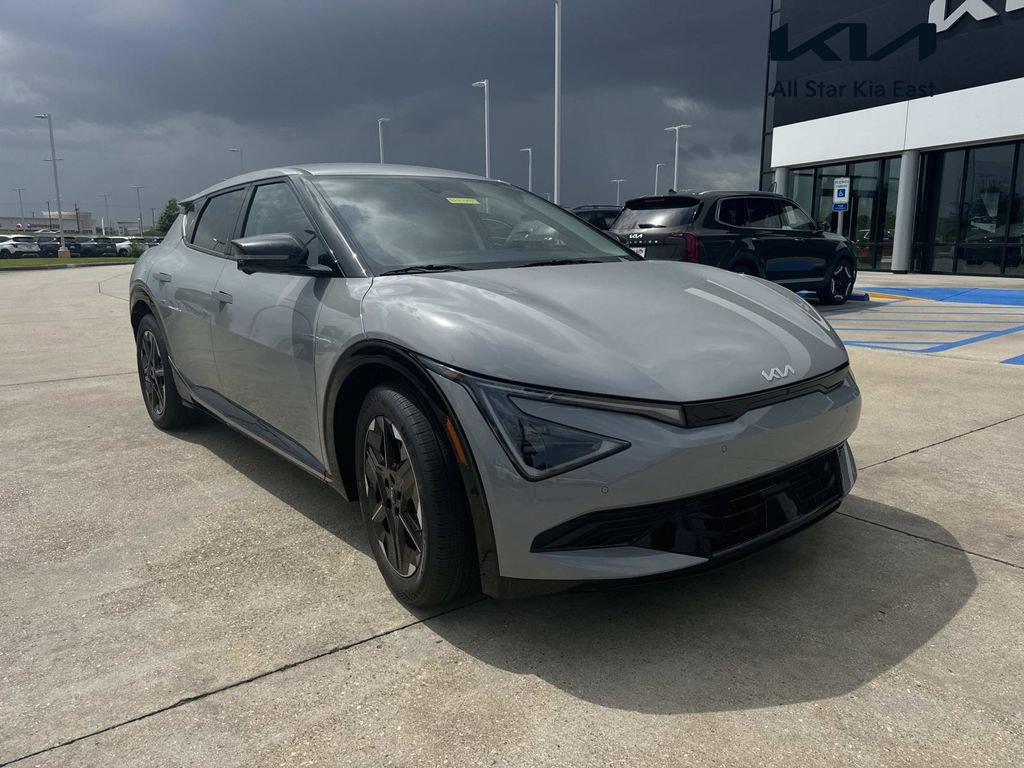 New 2026 Kia EV6 Wind AWD/4WD 360° Tour