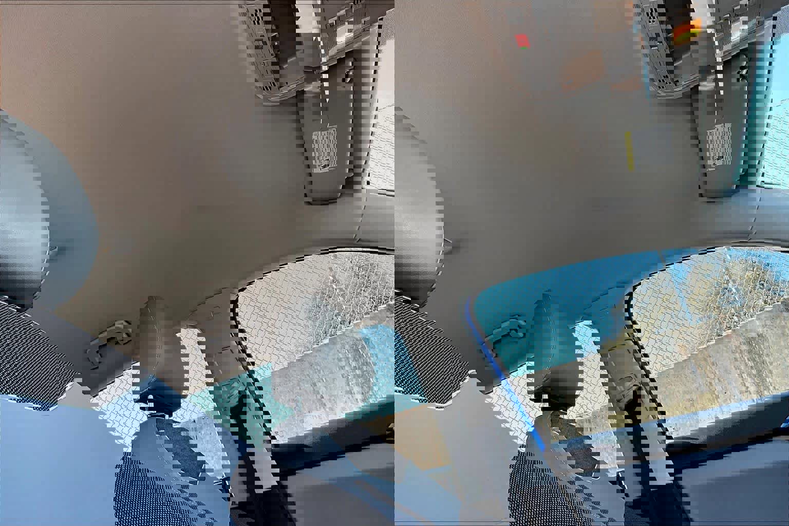 Used 2023 Volkswagen Taos SE image 14